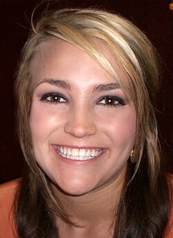 Jamie Lynn Spears เส้นทางชีวิตจากดาราเด็กสู่ศิลปินคันทรีและคุณแม่วัยใส