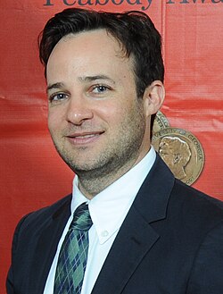Danny Strong จากนักแสดงดาวรุ่งสู่ผู้สร้างซีรีส์ระดับรางวัล Emmy