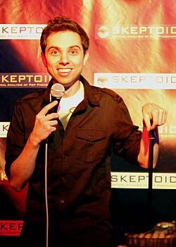 Matt Kirshen นักเดี่ยวไมโครโฟนสายวิทย์และนักเขียนบทมือรางวัล