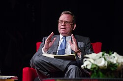 Todd S. Purdum นักข่าวการเมืองผู้ทรงอิทธิพลและเส้นทางอาชีพในสื่อระดับโลก