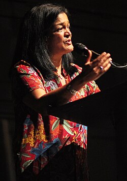Pramila Jayapal นักการเมืองหญิงผู้สร้างประวัติศาสตร์และผู้นำสายก้าวหน้าแห่งสหรัฐฯ