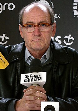Richard Jenkins นักแสดงเจ้าบทบาทผู้สร้างสีสันให้วงการภาพยนตร์และซีรีส์ระดับโลก