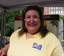 Wendy Kaufman ผู้สร้างตำนาน 'The Snapple Lady' และเส้นทางชีวิตที่พลิกผัน