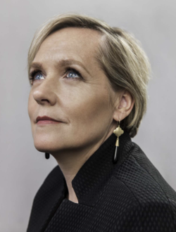 Sarah Ferguson นักข่าวสาวแกร่งผู้ทรงอิทธิพลแห่ง ABC ออสเตรเลีย