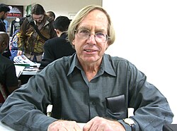 Roy Thomas ตำนานนักเขียนและบรรณาธิการผู้สร้างโลก Marvel และ DC