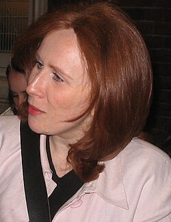 Catherine Tate เส้นทางชีวิตและผลงานของราชินีคอมเมดี้ชาวอังกฤษ