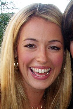 Cat Deeley เส้นทางชีวิตจากนางแบบสู่พิธีกรระดับโลก