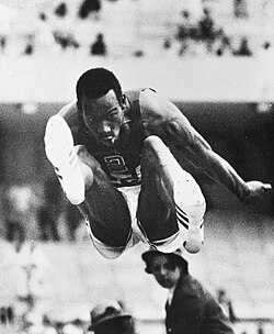 Bob Beamon ตำนานเจ้าของสถิติกระโดดไกลที่โลกไม่ลืม