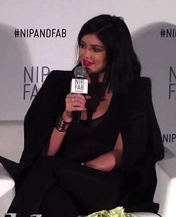 Kylie Jenner เส้นทางจากดาวเด่นเรียลลิตี้สู่เจ้าแม่ธุรกิจบิวตี้ระดับโลก