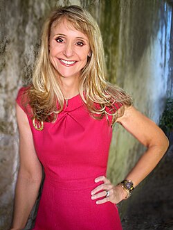 Nancy Hogshead-Makar ตำนานนักว่ายน้ำเหรียญทองโอลิมปิกและทนายความสิทธิสตรี