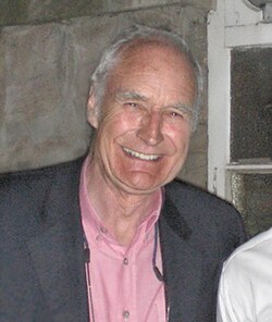 Peter Snow ตำนานผู้ประกาศข่าวและนักประวัติศาสตร์ผู้พลิกโฉมการวิเคราะห์เลือกตั้ง