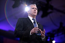 Thom Tillis เส้นทางชีวิตและบทบาททางการเมืองของวุฒิสมาชิกสหรัฐฯ จากนอร์ทแคโรไลนา