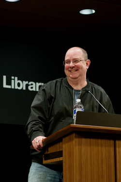 John Scalzi นักเขียนไซไฟระดับโลกผู้ผสานอารมณ์ขันเข้ากับจินตนาการล้ำยุค