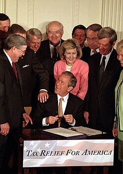 Tom DeLay เส้นทางอำนาจและการเมืองที่เต็มไปด้วยข้อพิพาทของอดีตผู้นำเสียงข้างมากสหรัฐฯ