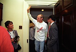 James Carville ยอดนักวางแผนการเมืองผู้พลิกเกมเลือกตั้งระดับโลก