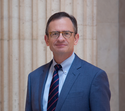 Daniel H. Weiss ผู้นำวิสัยทัศน์ไกลผู้ขับเคลื่อนพิพิธภัณฑ์ศิลปะระดับโลก