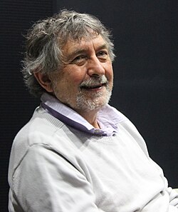 Jean-Pierre Siméon กวีผู้ทรงอิทธิพลแห่งฝรั่งเศสและศิลปินผู้ขับเคลื่อนโลกวรรณกรรม