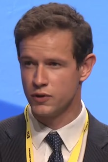 Callum McCaig เส้นทางชีวิตนักการเมืองผู้ก้าวสู่ตำแหน่ง CEO ของพรรค SNP