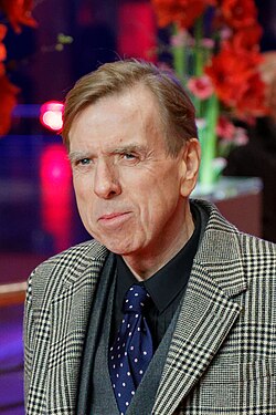 Timothy Spall นักแสดงเจ้าบทบาทผู้สร้างสีสันให้โลกภาพยนตร์และละครเวที