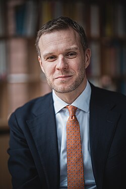 Gabrielius Landsbergis นักการเมืองผู้ทรงอิทธิพลและอดีตรัฐมนตรีต่างประเทศลิทัวเนีย