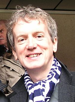 Frank Skinner เส้นทางชีวิตจากอาจารย์ภาษาอังกฤษสู่ตำนานคอมเมดี้ระดับโลก