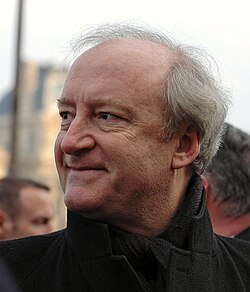 Hubert Védrine นักการทูตผู้ทรงอิทธิพลและอดีตรัฐมนตรีต่างประเทศฝรั่งเศส