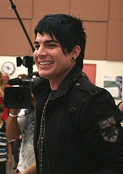 Adam Lambert ศิลปินเสียงทรงพลังจาก American Idol สู่การร่วมงานกับตำนาน Queen