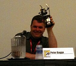 Peter Bagge ยอดนักวาดการ์ตูนผู้ถ่ายทอดตลกร้ายและเสียดสีสังคมอเมริกัน