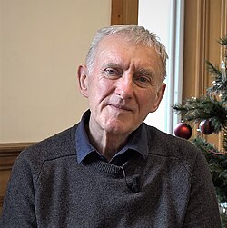 James Kelman นักเขียนผู้ท้าทายขนบวรรณกรรมและเสียงสะท้อนจากชนชั้นแรงงานสก็อตแลนด์