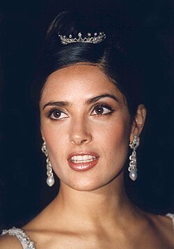 Salma Hayek เส้นทางชีวิตจากดาราสาวเม็กซิโกสู่ไอคอนระดับโลก