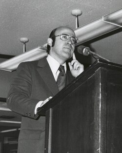 Robert Abrams นักกฎหมายและนักการเมืองผู้ทรงอิทธิพลแห่งรัฐนิวยอร์ก