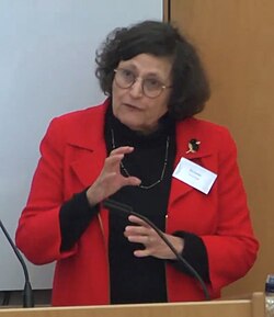 Rochelle C. Dreyfuss ผู้เชี่ยวชาญด้านกฎหมายทรัพย์สินทางปัญญาและศาสตราจารย์แห่ง NYU