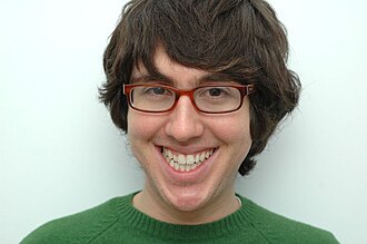 Amir Blumenfeld ดาวตลกและนักสร้างสรรค์คอนเทนต์ผู้ทรงอิทธิพลแห่งยุคดิจิทัล