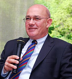 Tom Segev นักประวัติศาสตร์ผู้ท้าทายเรื่องเล่ากระแสหลักของอิสราเอล