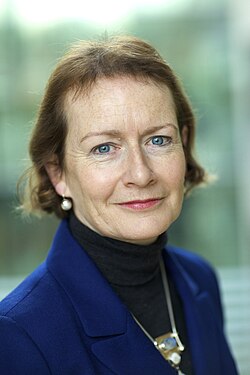 Dame Helen Ghosh เส้นทางชีวิตจากข้าราชการระดับสูงสู่ผู้บริหารสถาบันการศึกษาชั้นนำ