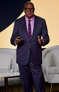 Michael L. Nash ผู้นำวิสัยทัศน์ดิจิทัลผู้ขับเคลื่อนอุตสาหกรรมดนตรีระดับโลก