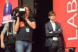 Robert Peston นักข่าวเศรษฐกิจและการเมืองผู้ทรงอิทธิพลแห่งสหราชอาณาจักร