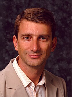 Uroš Seljak นักจักรวาลวิทยาผู้บุกเบิกการศึกษาโครงสร้างเอกภพและรังสีไมโครเวฟพื้นหลัง