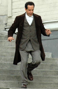 Tony Shalhoub นักแสดงมากฝีมือผู้สร้างตำนานจากบท Monk และผลงานระดับโลก