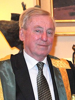 Maurice Manning นักวิชาการและอดีตนักการเมืองผู้ทรงอิทธิพลแห่งไอร์แลนด์