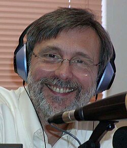 Thom Hartmann นักคิดผู้ทรงอิทธิพลและเจ้าพ่อวิทยุสายก้าวหน้าแห่งสหรัฐอเมริกา