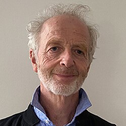 Hugo Dixon ผู้ทรงอิทธิพลด้านเศรษฐศาสตร์การเมืองและสถาปนิกแผนฟื้นฟูยูเครน