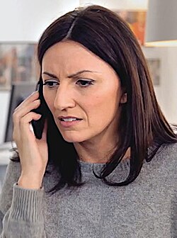 Davina McCall เส้นทางชีวิตจากพิธีกรเรียลลิตี้สู่ไอคอนด้านสุขภาพผู้หญิง
