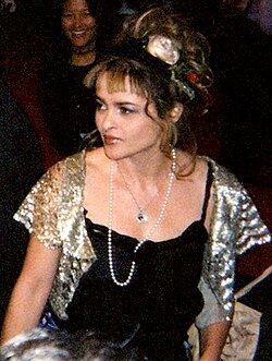 Helena Bonham Carter นักแสดงสาวผู้ฉีกทุกกฎเกณฑ์และไอคอนแห่งความแปลกแหวกแนว