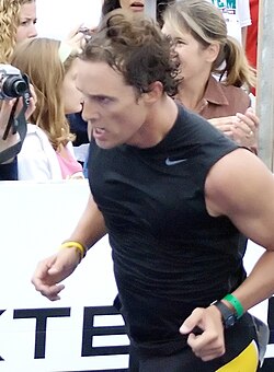 Matthew McConaughey เส้นทางชีวิตจากหนุ่มเท็กซัสสู่ซูเปอร์สตาร์เจ้าของรางวัลออสการ์