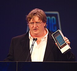 Gabe Newell ผู้พลิกโฉมวงการเกมระดับโลกและผู้ก่อตั้ง Valve