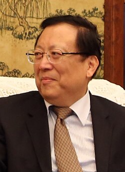 Hao Ping เส้นทางชีวิตและบทบาทผู้นำทางการศึกษาของจีน