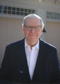 Joe Lockhart เส้นทางชีวิตจากโฆษกทำเนียบขาวสู่ที่ปรึกษาการสื่อสารระดับโลก