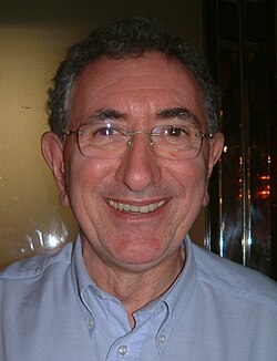Fred Harris เส้นทางชีวิตจากครูสู่ดาวเด่นรายการเด็กและคอมพิวเตอร์ของ BBC