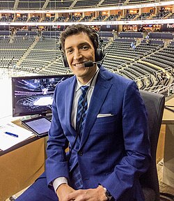Steve Mears ผู้บรรยายกีฬาฮอกกี้ระดับแถวหน้าของ NHL